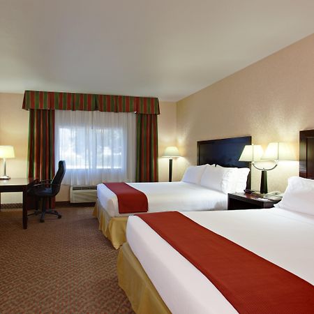 Holiday Inn Express Temecula By Ihg Exterior foto