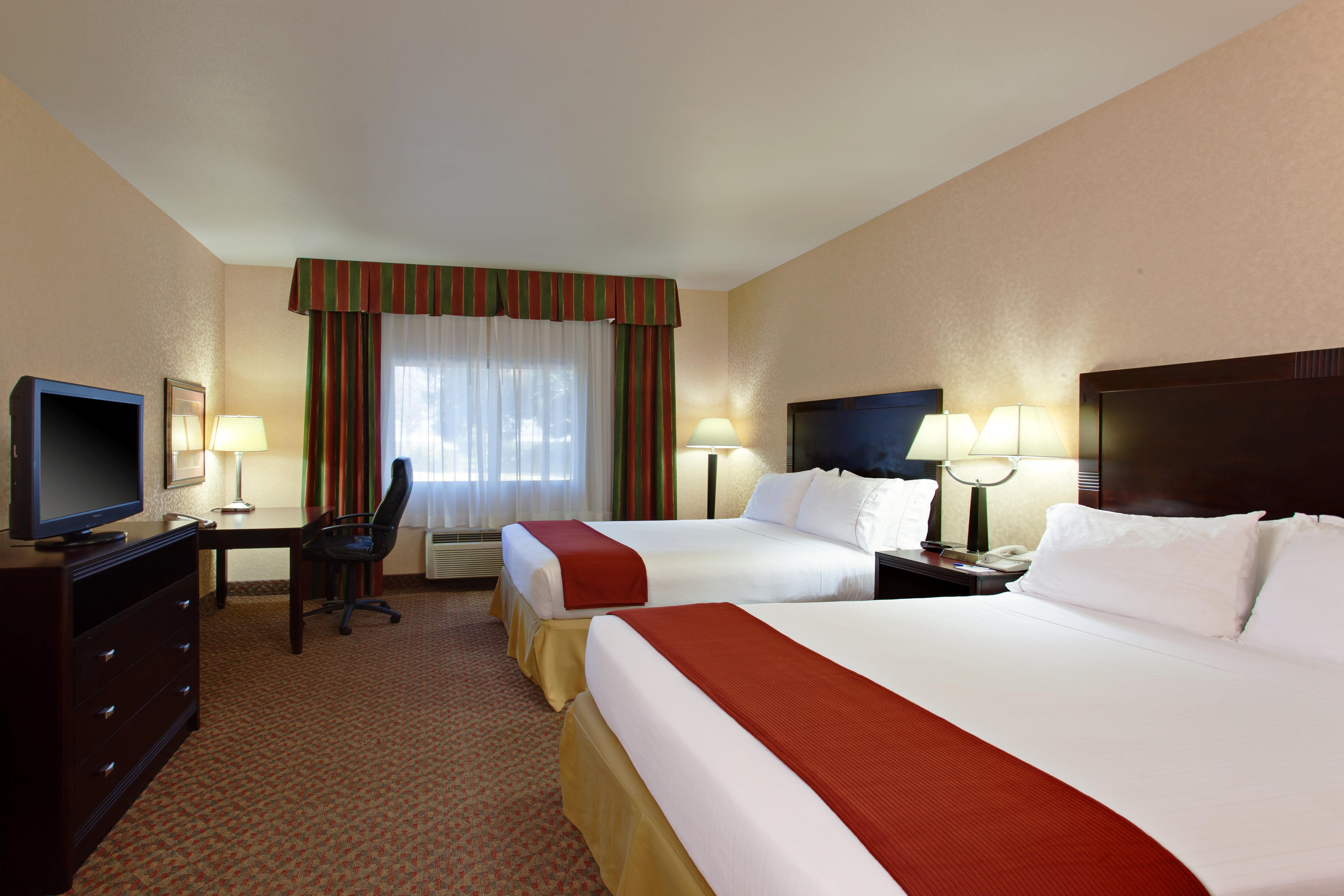 Holiday Inn Express Temecula By Ihg Exterior foto